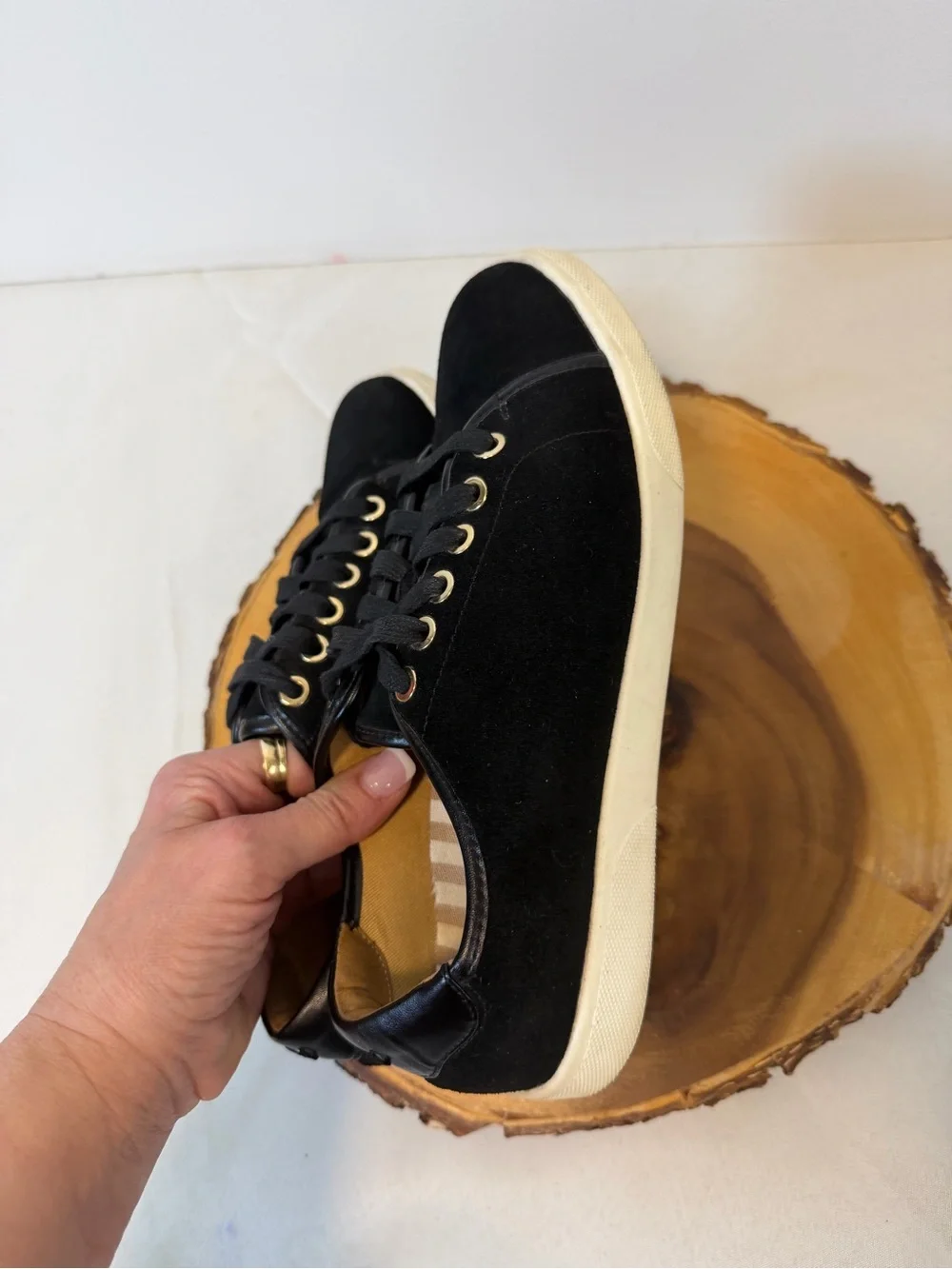 Vionic Brinley sneakers black suede Lace Up Comfort Arch Women’s Size 6.5 - Picture 4 of 9